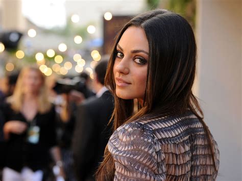 Mila Kunis Wiki Biography Dob Age Height Weight Affairs And More