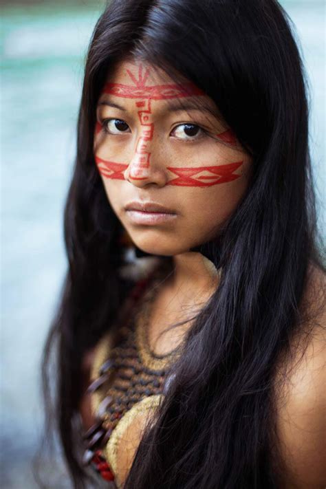 Native Beauty Of Ecuador Rpics