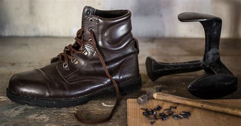 COMO ABRIR UNA TIENDA DE ZAPATOS? LO QUE HAY QUE SABER SOBRE LA