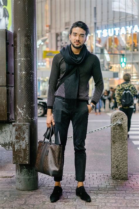 what stylish guys are wearing on the streets of tokyo japanese street fashion men mens street