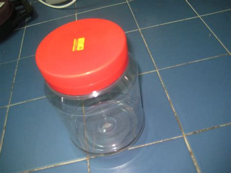 Sesuai untuk ramai anak kecik! *THIS IS ME*: DIY : Bekas kuih raya utk Ibu Mertuaku