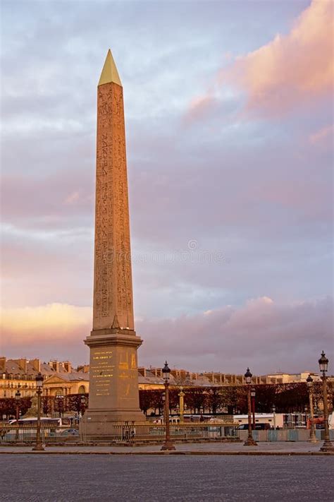 Obelisco De Luxor La Plaza De La Concordia En París Francia Foto