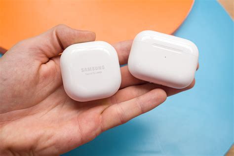 Samsung Galaxy Buds Live Vs AirPods Pro - License To Blog