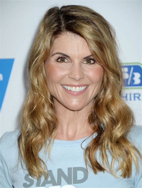 Lori Loughlin At Th Biennial Stand Up To Cancer In Los Angeles