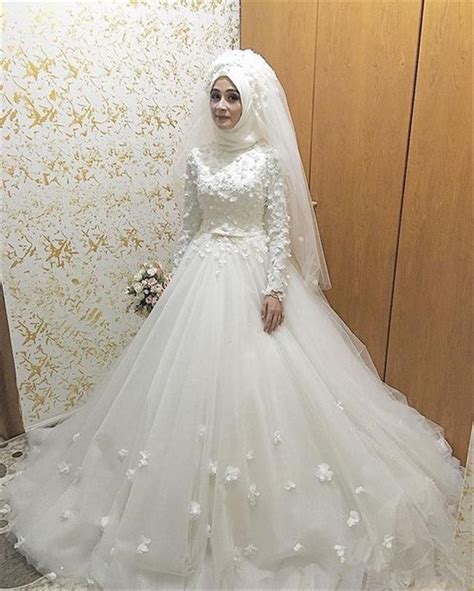 Arab Saudi Arabia Muslim Wedding Dresses Long Sleeve Beading Muslim