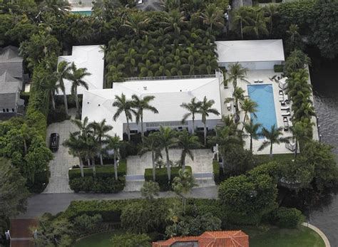 Epsteins Notorious 20 Million Palm Beach Mansion To Be Demolished