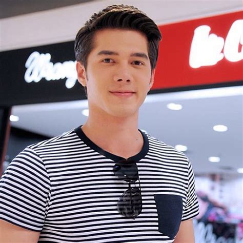 He was born on 28 november 1992, thongraya is of danish and thai descent. มิกค์ทองระย้าดาราช่อง7โร่แจ้งความถูกแท็กซี่ชนท้ายรถ
