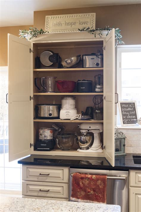 Love To Cook Consider Adding A Cabinet For Appliance Storage For