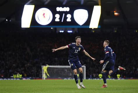 Dramatic Late Winner Keep Alive Scotlands World Cup Dreams Reuters