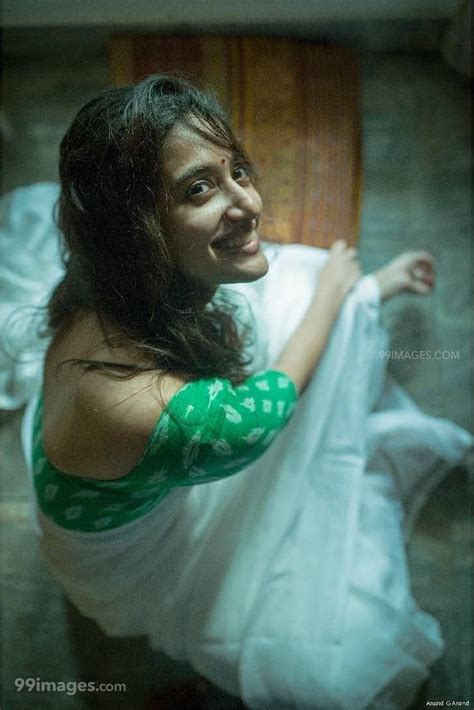 [100 ] anjana jayaprakash queen web series latest hot beautiful hd photos 1080p png