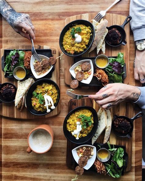These 10 Vegan Brunch Places In Montreal Are Going To Blow Your Mind ...