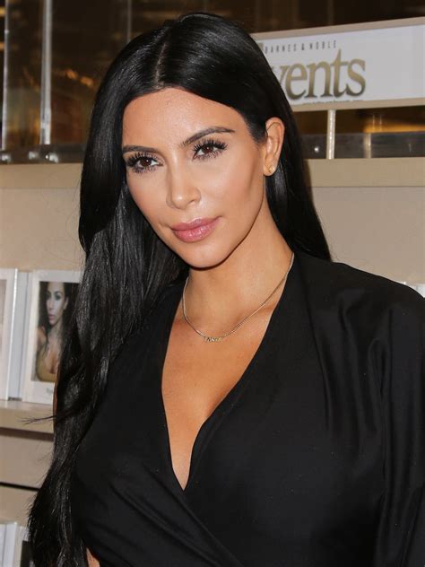 Kim kardashian (born kimberly noel kardashian in los angeles, california on october 21, 1980) is an american television personality and socialite. Kim Kardashian Poses Naked in the Desert on 'Keeping Up ...