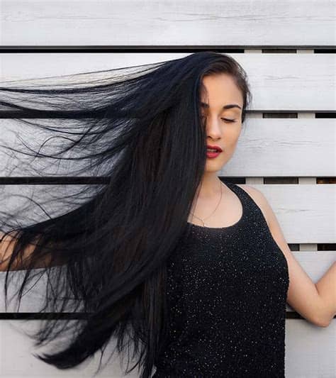 Black hair tends to be thinner than other hair types, perhaps owing to it's henna is one of the only natural treatments that genuinely does thicken hair strands over time and as such adds to the strength of your hair. How To Use Henna And Indigo To Color Your Hair Black