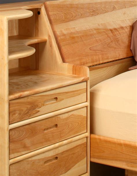 Platform Pedestal Bed Hardwood Artisans Handcrafted Bedroom Furniture