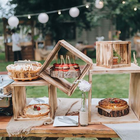 10 Dessert Table Ideas To Make Your Wedding Reception Unforgettable