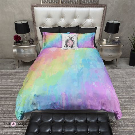 Sponge painting adds the illusion of rich texture. Rainbow Paint Splatter Bedding | Rainbow bedroom, Tween ...