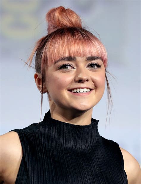 Maisie Williams Facts Bio Age Personal Life Famous Birthdays