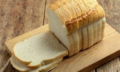 Padanan terbaiknya adalah alpukat dan madu, yang kemudian dipanggang sebentar untuk mendapatkan tekstur crunchy. 15 Makanan yang Harus Dimiliki Anak Kost | Praktis dan Murah!