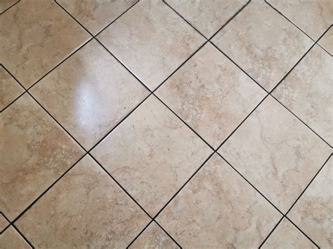 Natural Stone Tile Vs Brick Paver Flooring What S The Difference