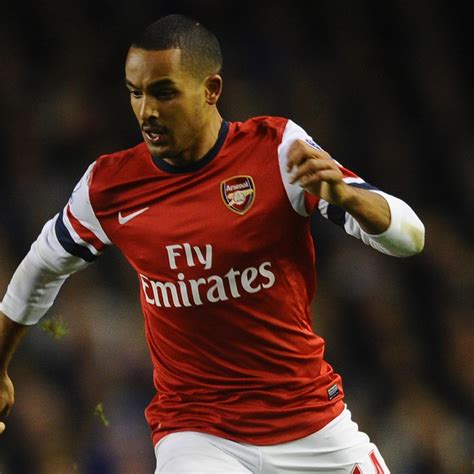 Manchester United Would Be Foolish To Sign Theo Walcott News Scores