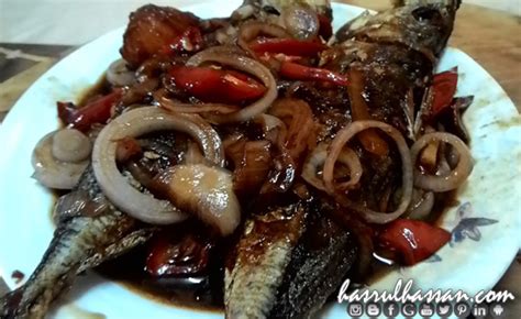 Resepi ikan masak kicap mudah dibuat dan sedap. Resepi Ikan Sardin Masak Kicap dengan Cuka Epal