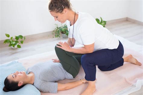 Shiatsu Massage Abu Dhabi Uae Bodytree Wellness Studio