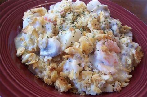 Grab your favorite dry pasta, a bottle of wine and let's get cooking! Seafood Bake | Recipe | Seafood bake, Seafood recipes ...