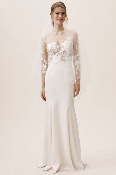 21 Ridiculously Stunning Long Sleeved Wedding Dresses To Covet