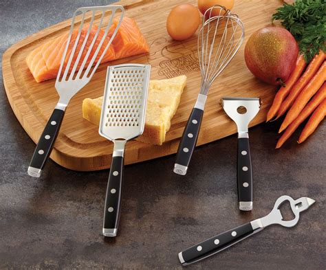 Todos los utensilios y accesorios que necesitas para facilitar la operación en tu cocina. Royal Prestige los mejores utensilios de cocina presenta ...