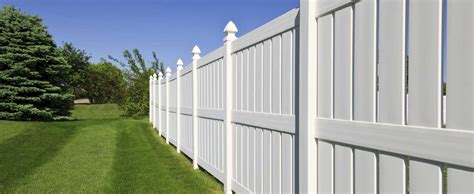 2023 Vinyl Fence Costs Pvc Installation And Per Foot Prices Estimator