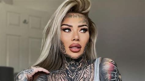 Britain S Most Tattooed Woman Shows What She Looks Like Without Ink Mirror Online
