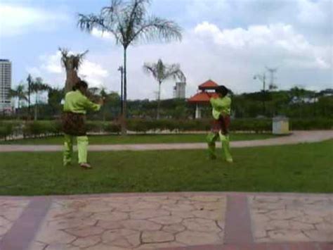 Bintang 21, mempunyai makna dewasa ini seni silat cekak telah berkembang di seluruh semenanjung malaysia (12 buah. Silat Malaysia - Seni Gayung Fatani Silat Cekak Silat ...