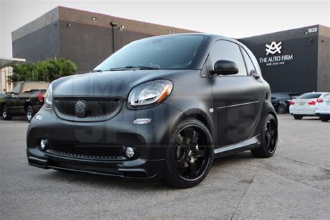 Chad Johnson Drives A Pimped Out Smart Car