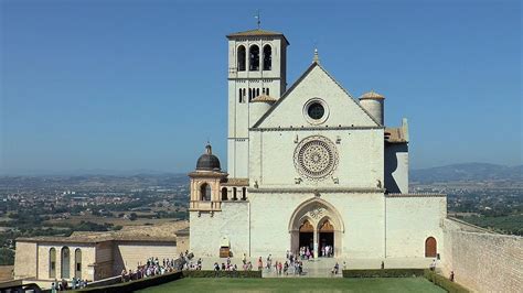 Ideas, inspiration and travel tips for your next holiday in italy. Assisi, Umbria, Italy (Italia) HD (videoturysta) - YouTube