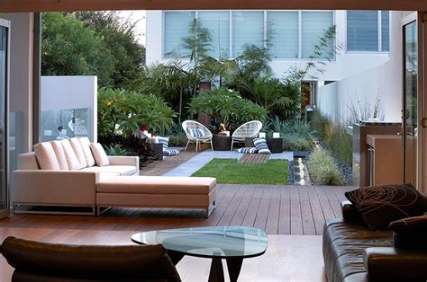 Read on for the ones we're shopping now. Modern Landscape Design Ideas From Rollingstone Landscapes