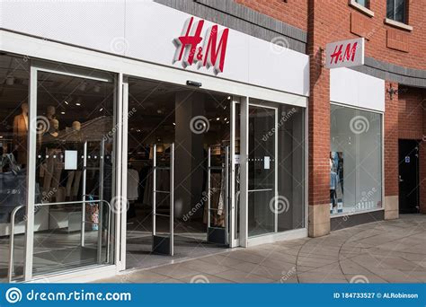 Entrance To H And M Fashion Clothing Store Shop Editorial Photography