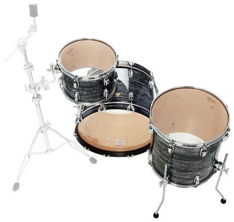 Ludwig Fab22 Classic Maple Shell Kit In Vintage Black Oyster Pearl