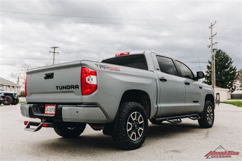 We review the 2019 toyota tundra trd sport to see what the latest package offers up to keep the brand's full size pickup truck. 2019 Toyota Tundra TRD Sport - Mount Zion Offroad