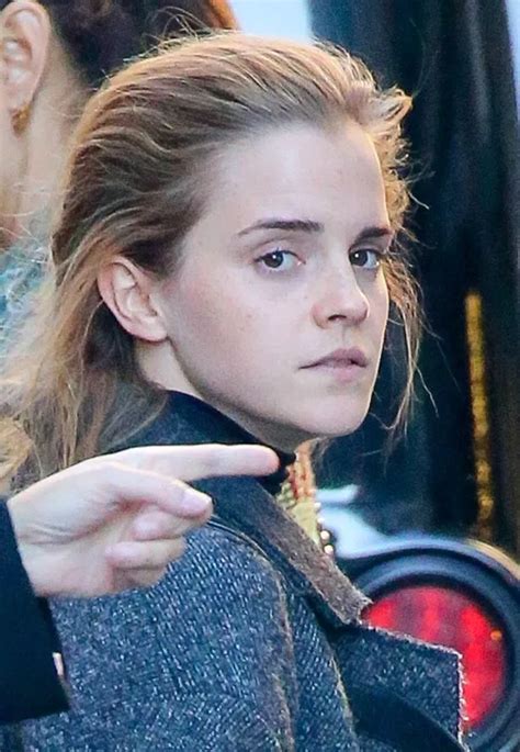 Emma Watson Looks Fresh Faced Without Make Up As She Takes A Break From