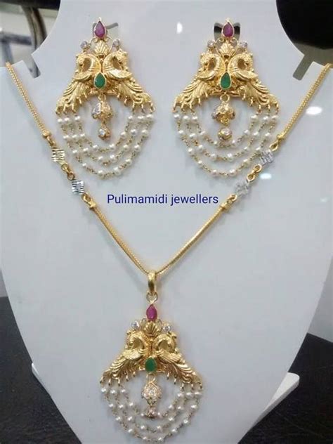 Simple Pearls Tassels Pendant Earrings Jewellery Designs