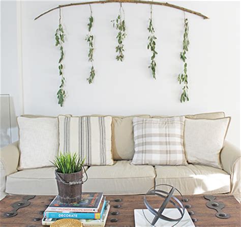 Every week, we'll be highlighting the cheap home decor bits that caught our eye from our fave shops. DIY Wall Decor - Eucalyptus Branch - The Honeycomb Home