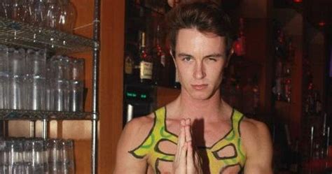 The Stars Come Out To Play Ryan Kelley New Shirtless Pics