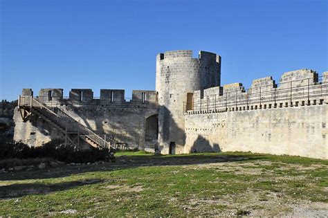 Beaucaire Castle Photo Gallery Site Photos By Provence Beyond
