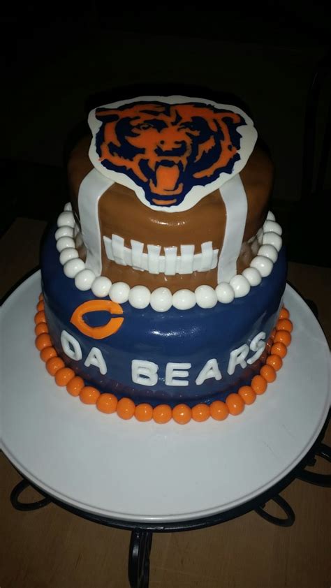 Looking for kids birthday party places? 207 best chicago bears parties & cakes images on Pinterest ...