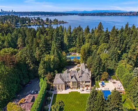 Luxury Mansion With Elegant Classic Design Lake Washington8