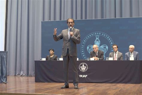 Cómo inscribirse y cuál es el monto. Egresar médicos competentes y con experiencia, meta de ...