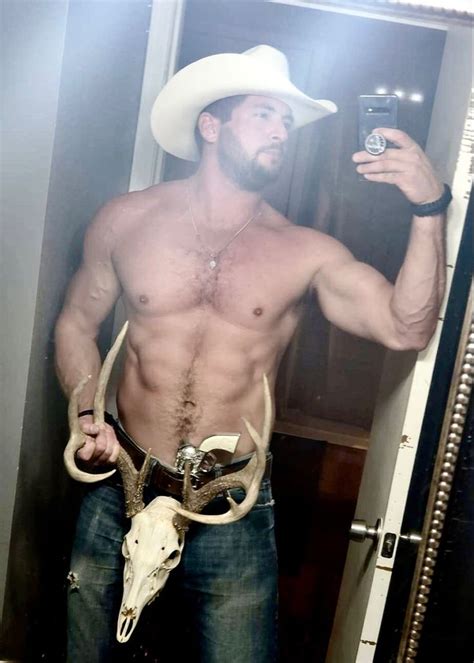 Pin By Abel On Blue Collar Rednecks Country Guys In Country Men Cowboy Hats Farmers Tan