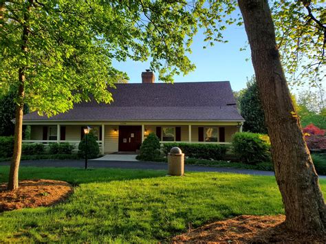 May 11 | Spring Tall Oaks Art Show from the Prince William Art Society