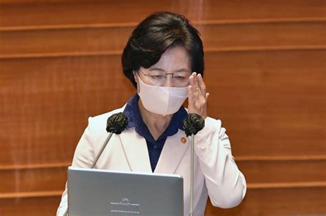 이준석이 내정한 국힘 사무총장 한기호 3. 추미애 효과? "아들 휴가 전화 연장할게요" 靑 청원 등장-국민 ...