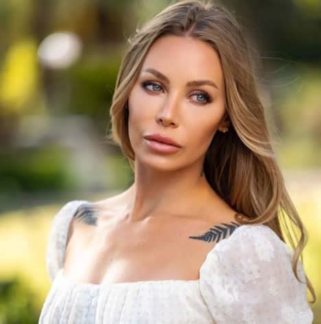Nicole Aniston Wiki Height Age Family Facts Net Worth Stark Times